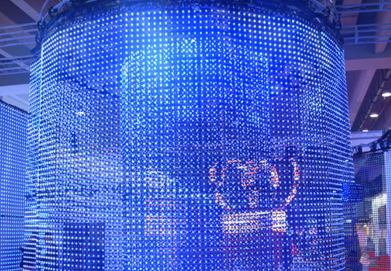 Pantalla de vídeo de malla LED suave impermeable RGB 50mm DMX512 160 grados para pantalla de interior
