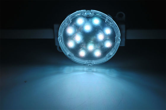 Luz de punto LED exterior de 50 mm RGBW a prueba de agua con protección IP67