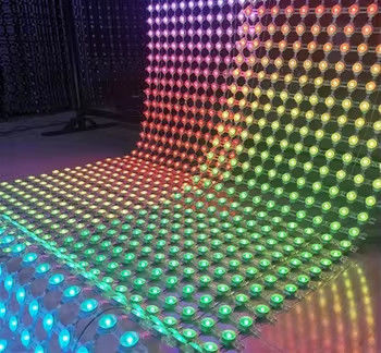 3in1 SMD3535*3 Panel de visualización de malla LED de color completo programable para publicidad Clase de protección IP67