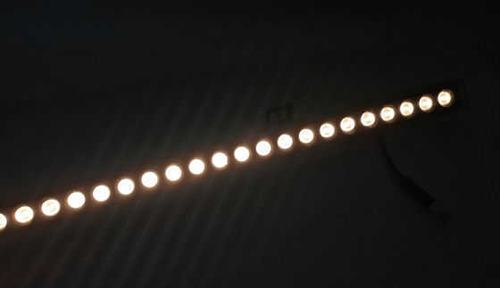 IP65 Rating 18W LED Wall Washer Aluminum Lamp Body with Double-Angle Lens for Landscape