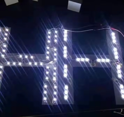 Panel LED RGB de bajo voltaje DC12V para caja de visualización publicitaria en centros comerciales, letreros de hoteles y letras exteriores