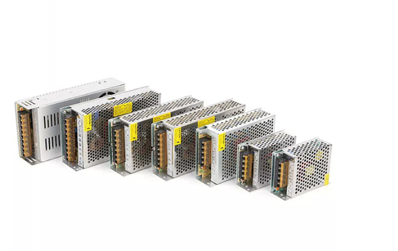 Fuente de alimentación conmutada LED ligera de 12V/24V 100W 200W 300W 400W 600W